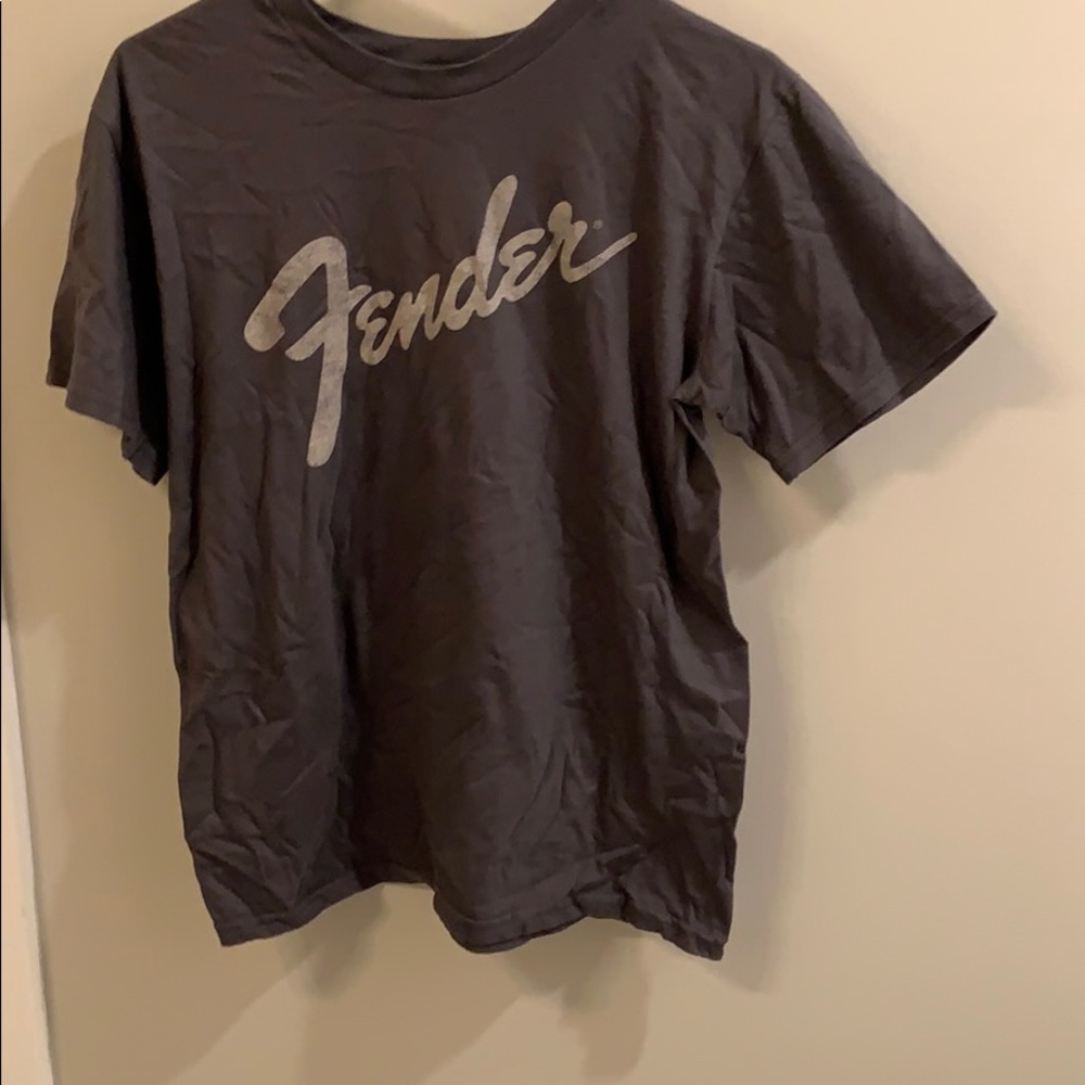 Fender tee